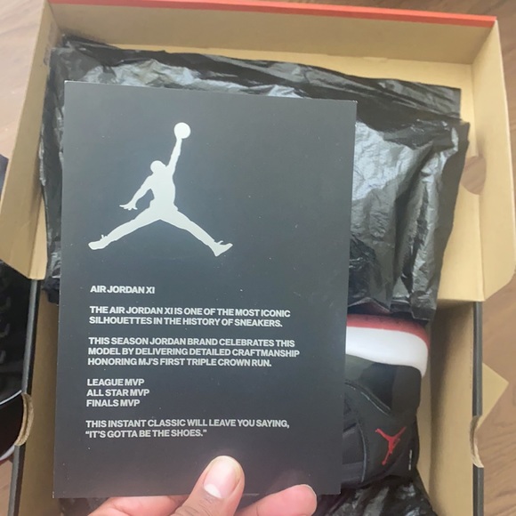 selling Jordan bread 11s it’s a 6.5 brand new - Picture 4 of 4